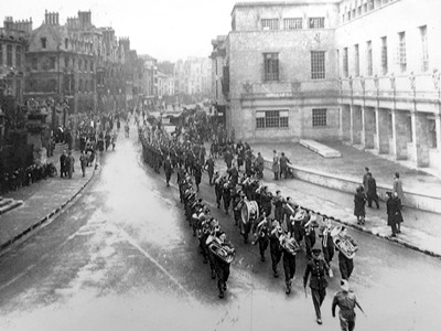 Oxford WWII: OTC Parade. Broad St. Circa 1940, Oxford. Copyright 'Oxfordshire History Centre'