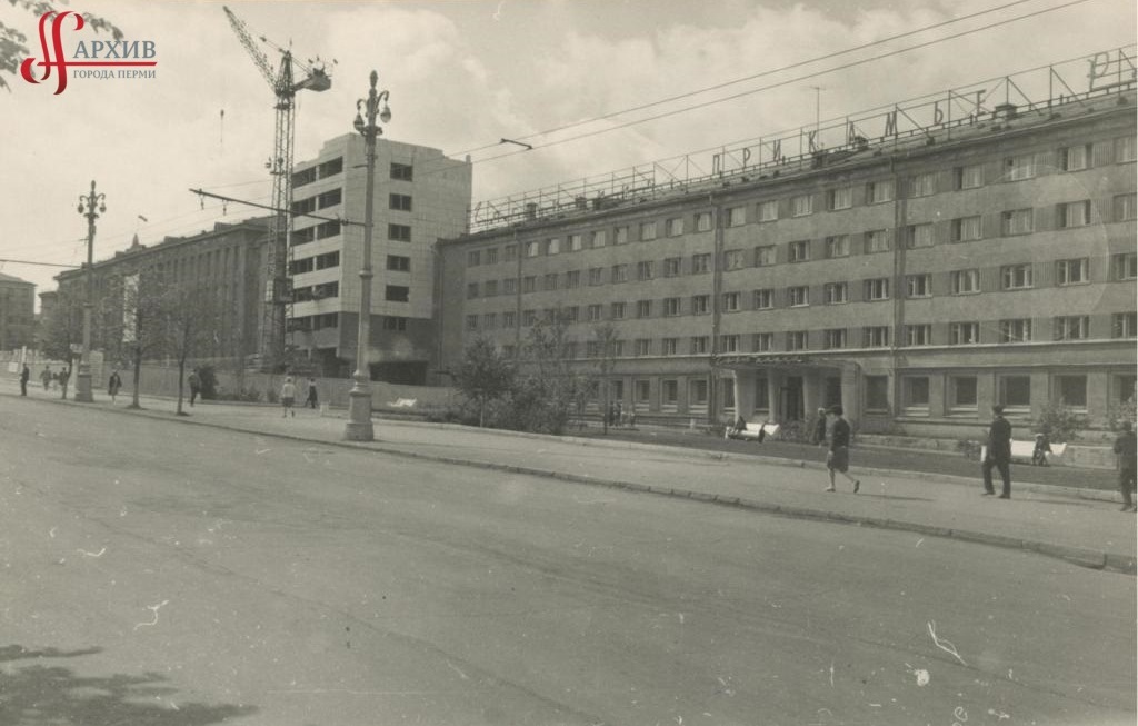 Строительство гостиницы «Прикамье» на Комсомольском пр., 27. 21 мая 1967.