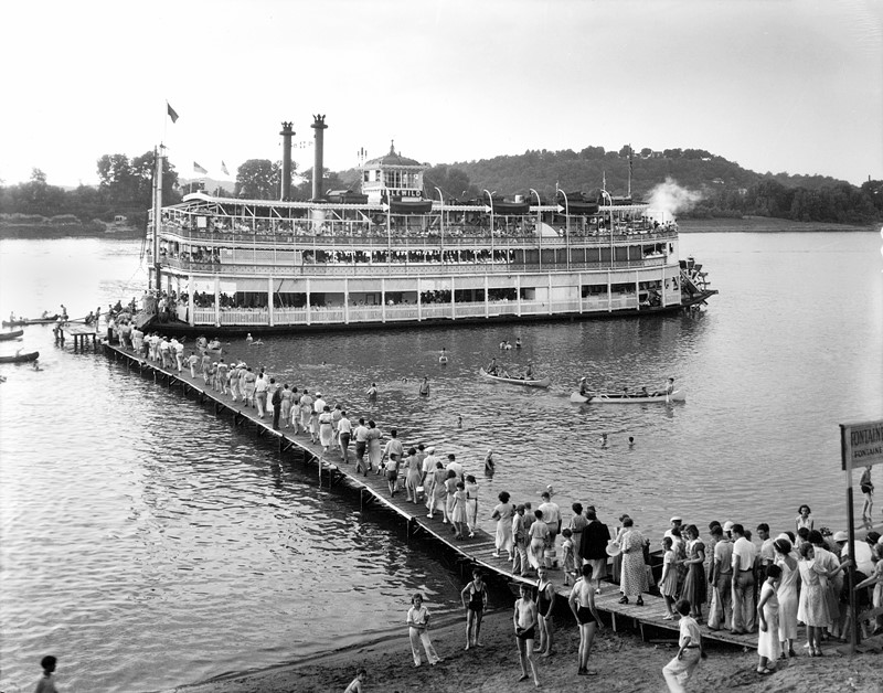 Пароход Idlewild в парке Фонтейн Ферри / Fontaine Ferry, Луисвилль, Кентукки, 1934 год