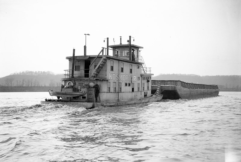 Kosmos Cement barge on the Ohio River, Louisville, Kentucky, 1928