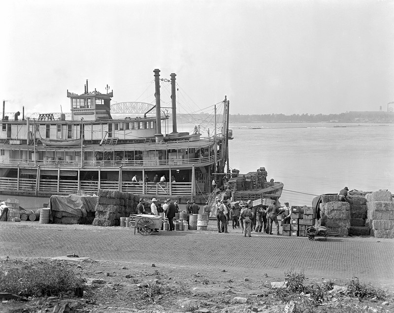Southland docked on the waterfront in Louisville, Kentucky, 1926