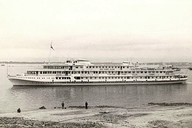 Passenger river boat Wilhelm Peak on the Kama River. [the 1960s]