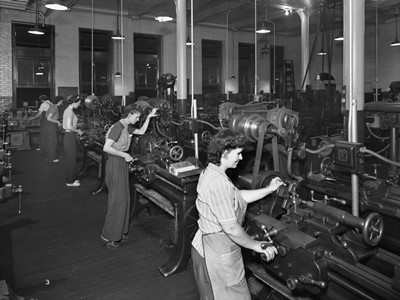 Women training as machinists at Dupont Manual High School, Louisville, Kentucky, 1942. From the Caufield & Shook Collection, University of Louisville Archives & Special Collections.