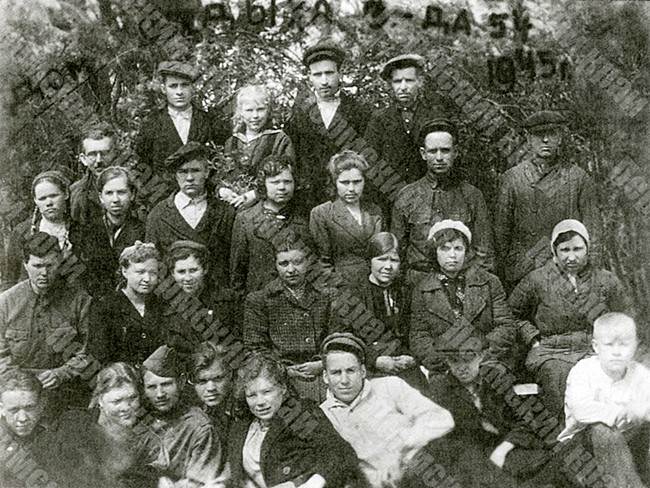 Leading production workers of the Nytva Metallurgical Plant on vacation