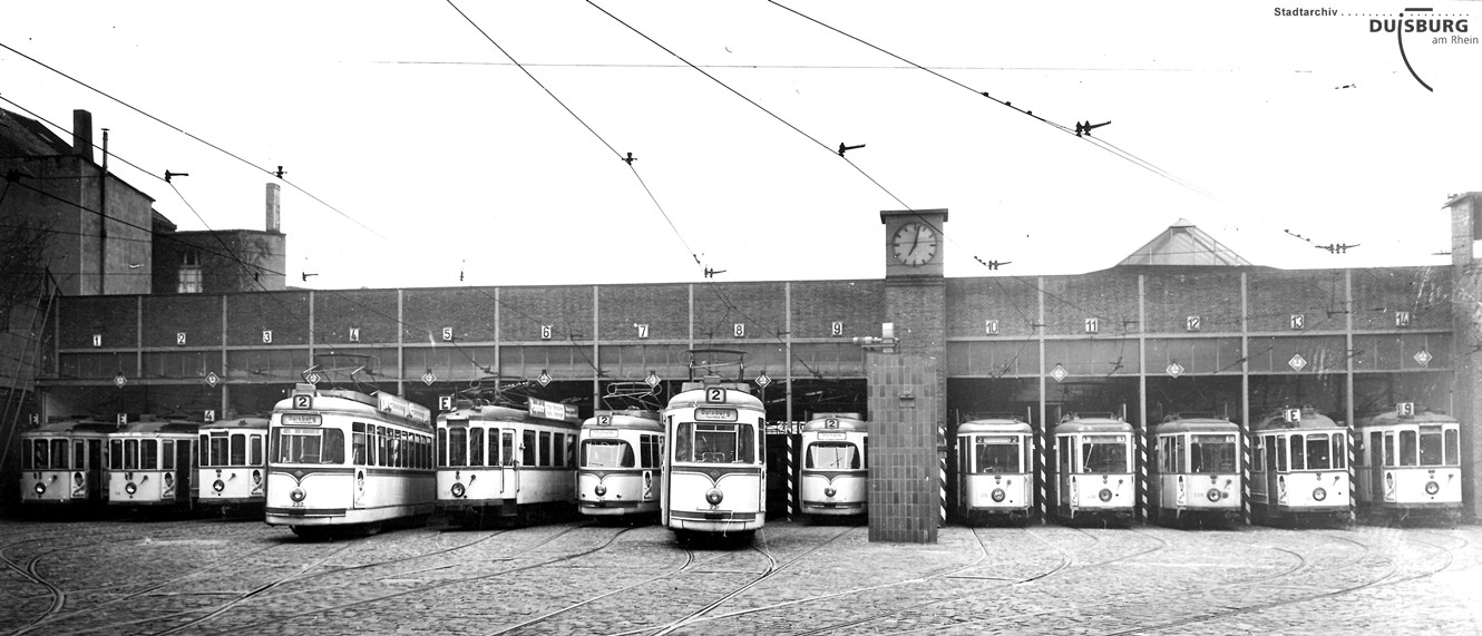 Straßenbahndepot an der Mülheimer Straße. [1960]. Stadtarchiv Duisburg. Duisburg, Verkehr E, Nr. 67.