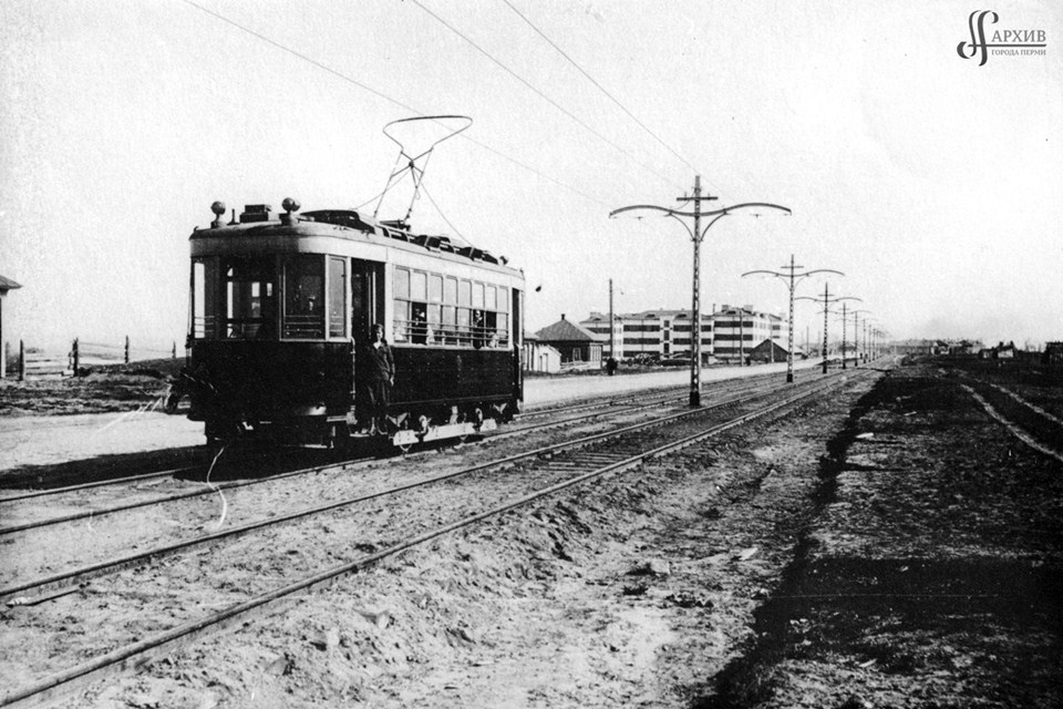 Straßenbahn Linie 1 auf der Kladbishchenskaja Straße (heute ul.Uralskaja) Stadtarchiv Perm. Bestand 1410. Verzeichnis 2. Akte 2643. Seite 1.