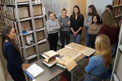 Студенты Пермского колледжа транспорта и сервиса в первом архивохранилище Архива города Перми