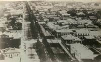 Улица Кунгурская (Комсомольский проспект), снимок был сделан с колокольни Спасо-Преображенского кафедрального собора, 1909 год
