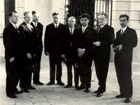 Во дворе советского посольства (Жарков – 3-й слева)