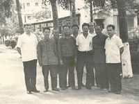 Советские и вьетнамские коллеги (Жарков 1-й слева)