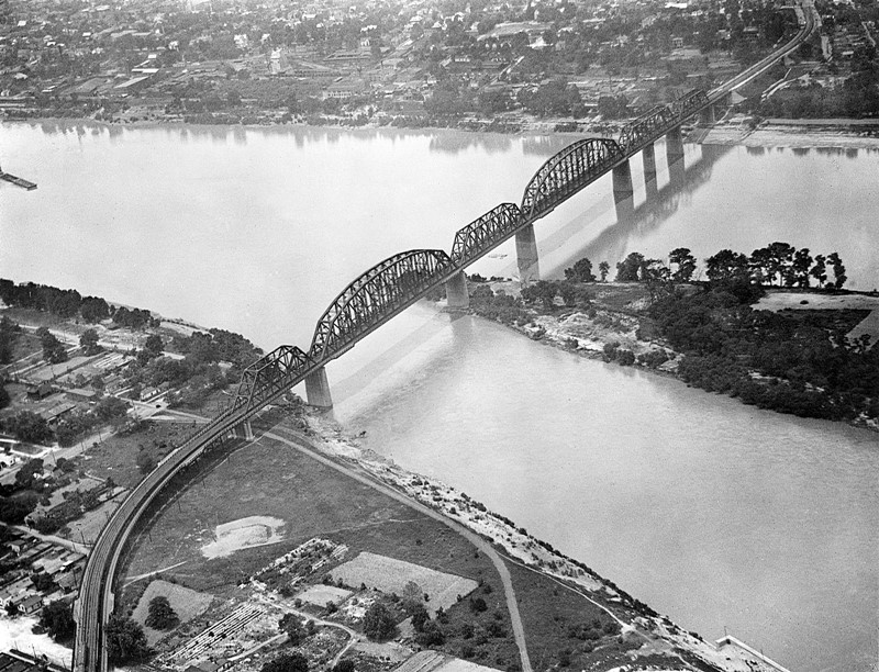 Aerial view of Kentucky and Indiana Bridge, Louisville, Kentucky, 1922