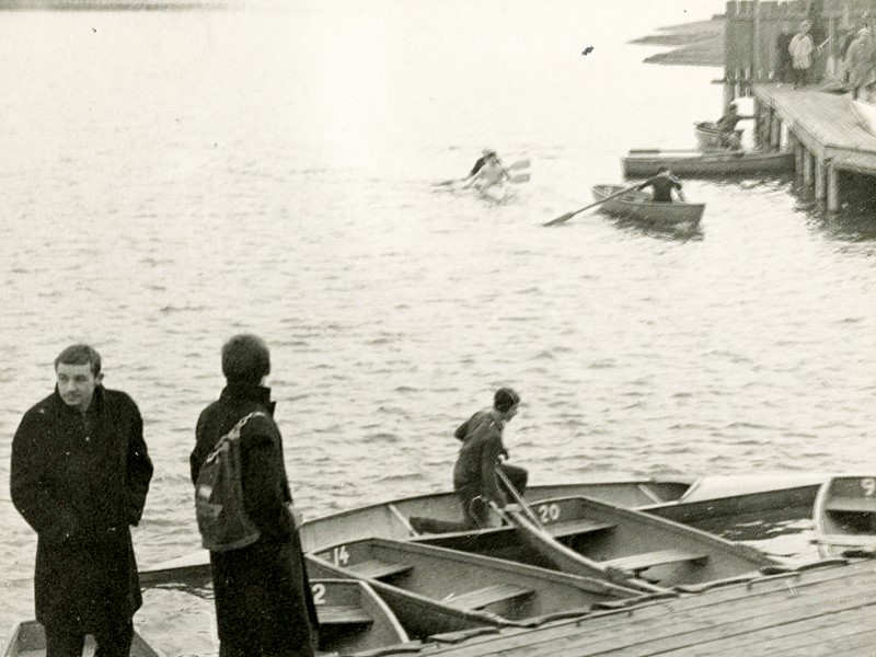 Sportsmen in canoes and boats on the Motovilikha pond. October 1967