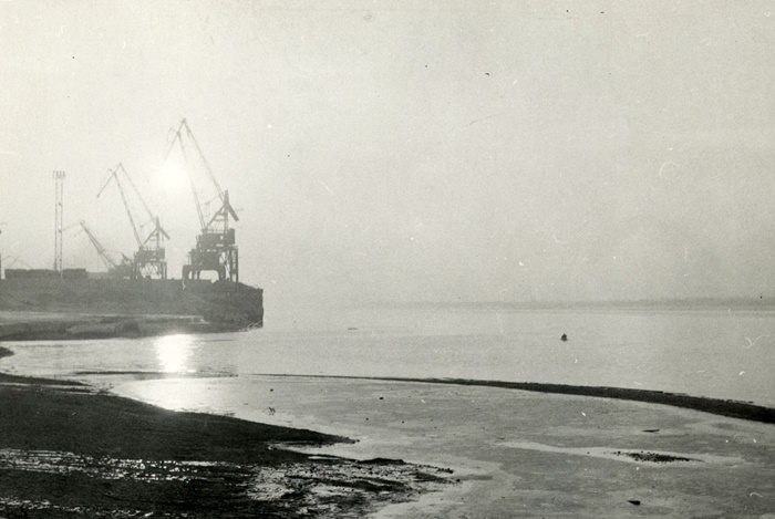 The Kama River. Cargo port. March 28, 1967